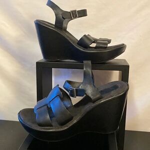 Korks black boho leather platform sandals size 7